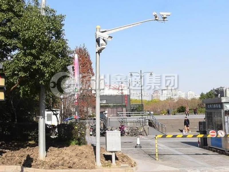 DJG-024，電子警察桿，治安監(jiān)控桿