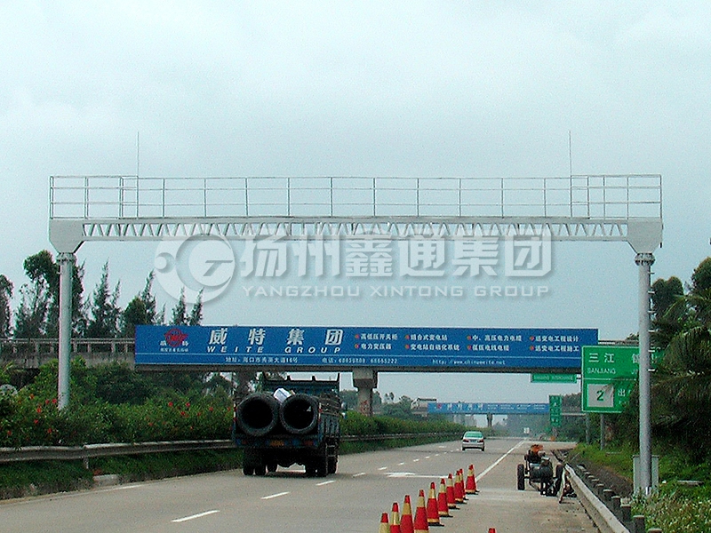 LMJ-010，情報板龍門架