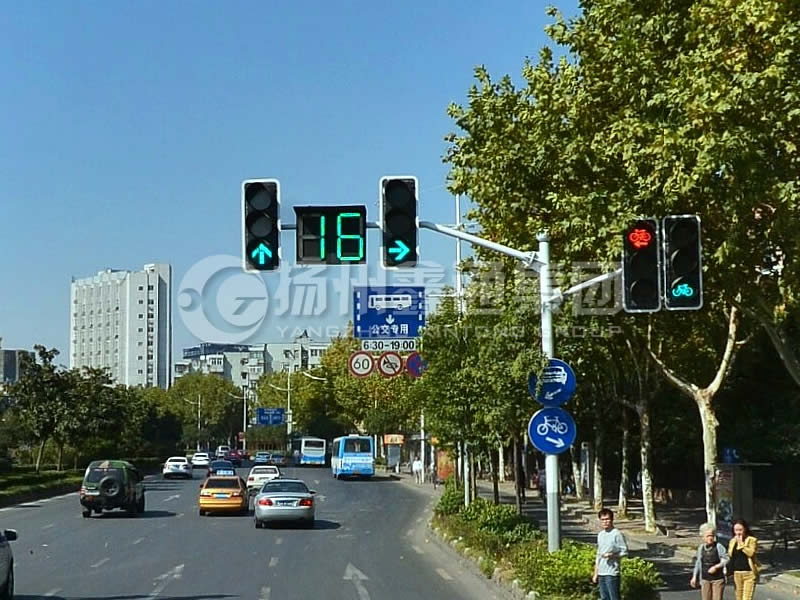 XHDG-039，燕翅信號(hào)燈桿，南京信號(hào)燈桿